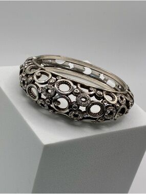 Brighton Silver-Tone Crystal Openwork Hinged Bangle Bracelet Size 7